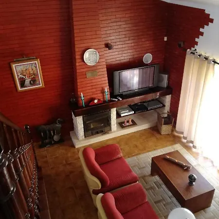 Dağ evi Casa Do Vale Chelreira
