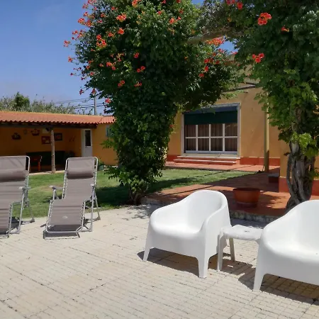 Dağ evi Casa Do Vale Chelreira