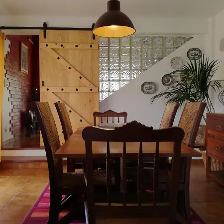 Dağ evi Casa Do Vale *
